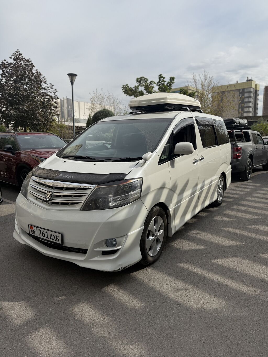 Toyota Alphard: 2007 г., 3 л, Бензин, Минивэн: фото 1