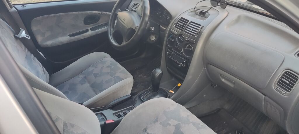 Mitsubishi Galant: 1999 г., 1.6 л, Автомат, Бензин, Седан: фото 7