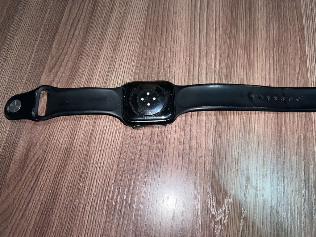 Apple Watch 7 series 45 mm состояние хорошее — фото 2