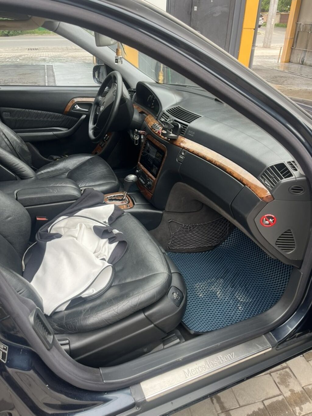 Mercedes-Benz 220: 2003 г., 3.2 л, Автомат, Бензин, Седан: фото 6