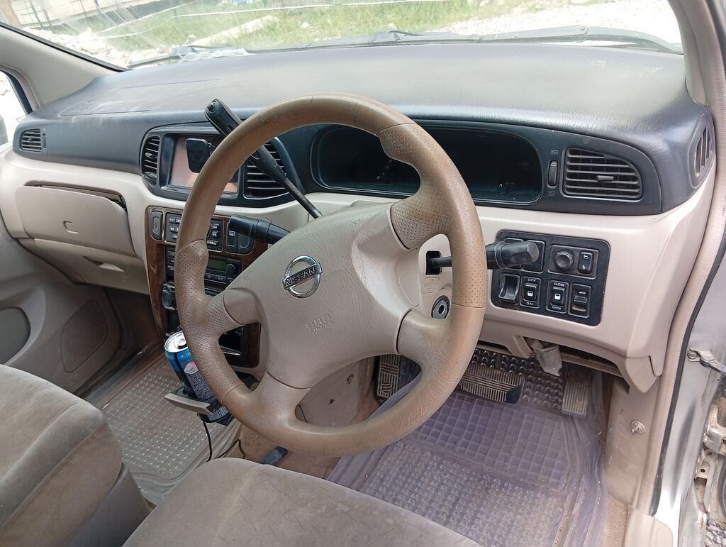 Nissan Liberty: 2001 г., 2 л, Автомат, Бензин, Универсал: фото 6