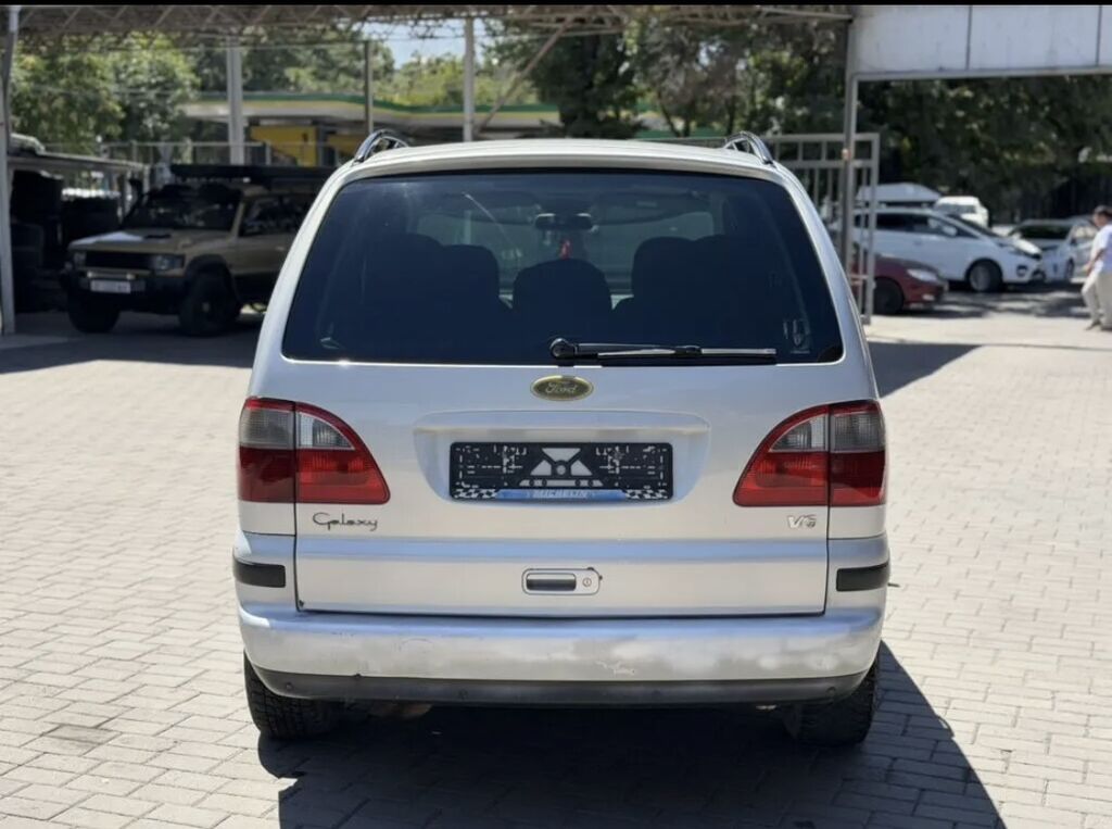Ford Galaxy: 2002 г., 2.8 л, Автомат, Бензин, Минивэн: фото 5