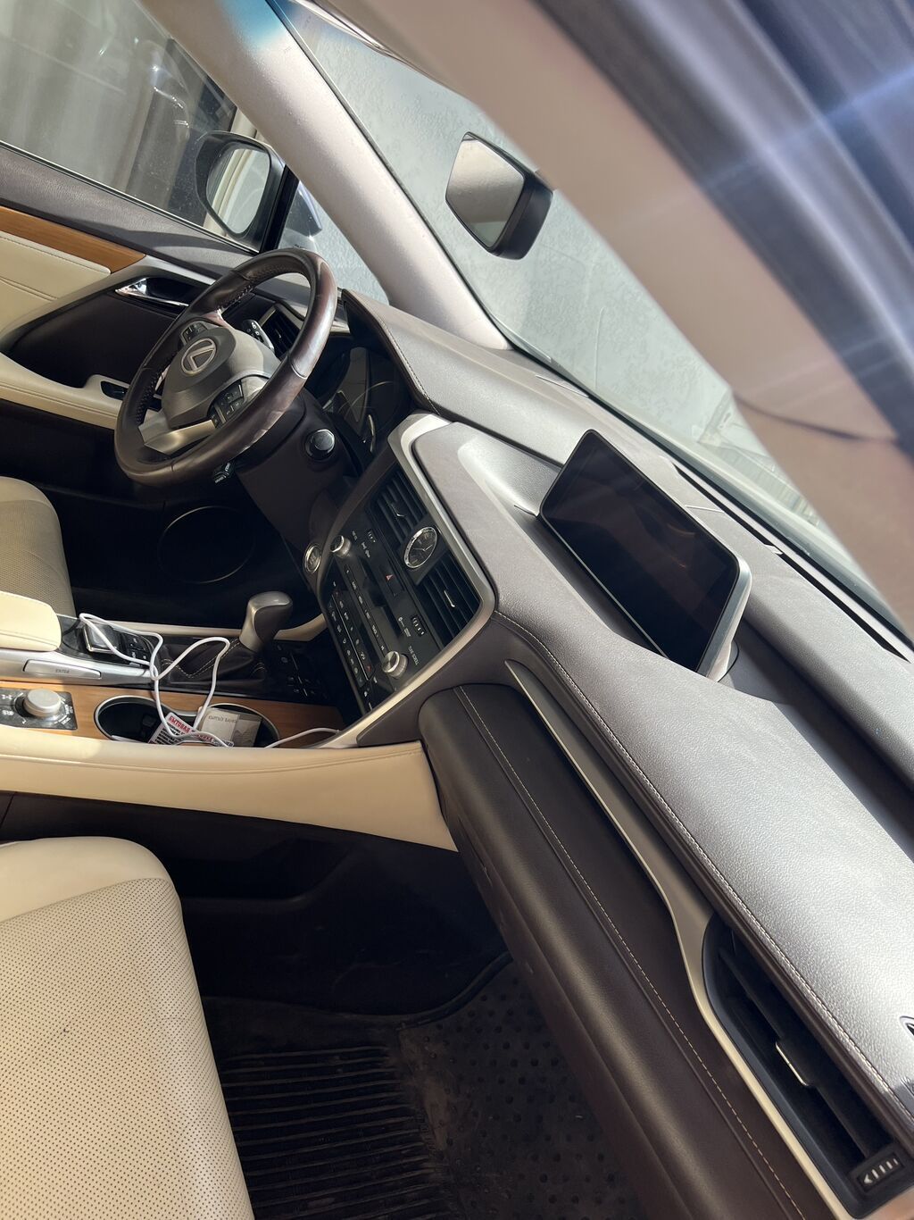 Lexus RX: 2017 г., 3.5 л, Автомат, Бензин, Кроссовер: фото 6