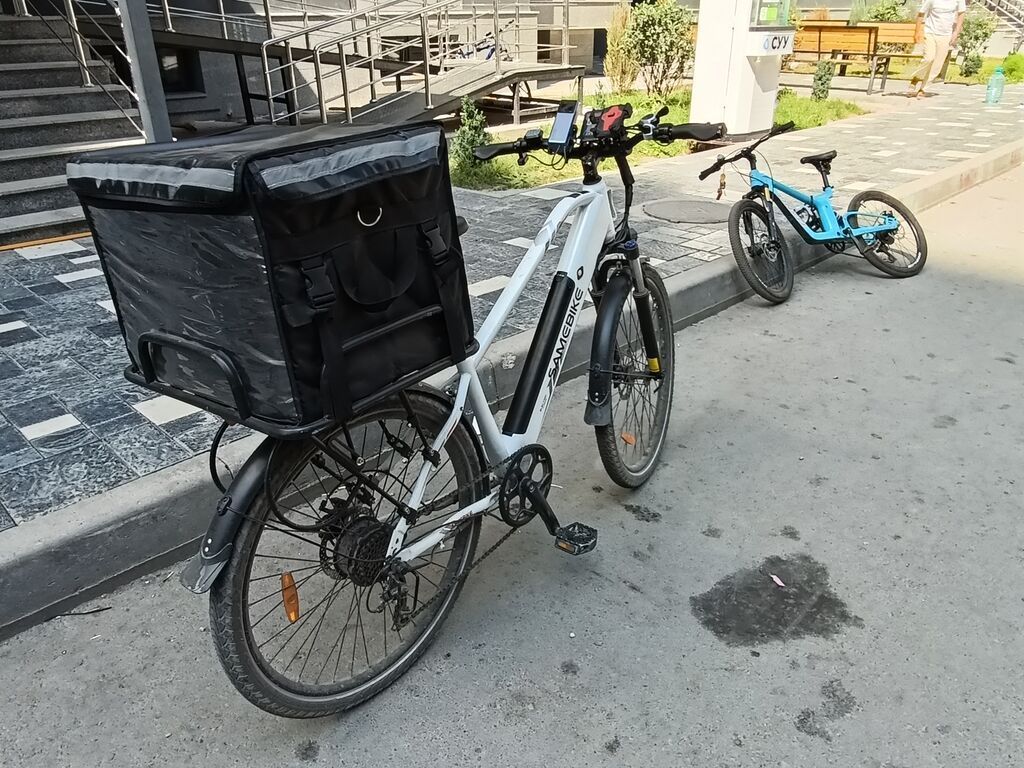 Электровелосипед SAMEBIKE с большим изотермическим кофром для: фото 2