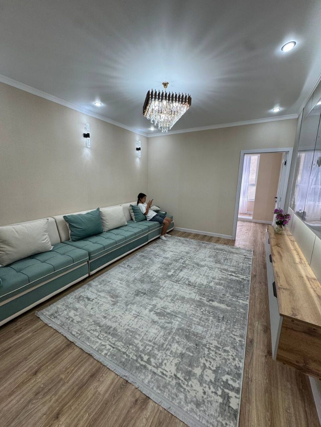 3 комнаты, 77 м², Технопарк Элитка, 2 этаж, Дизайнерский ремонт: фото 4