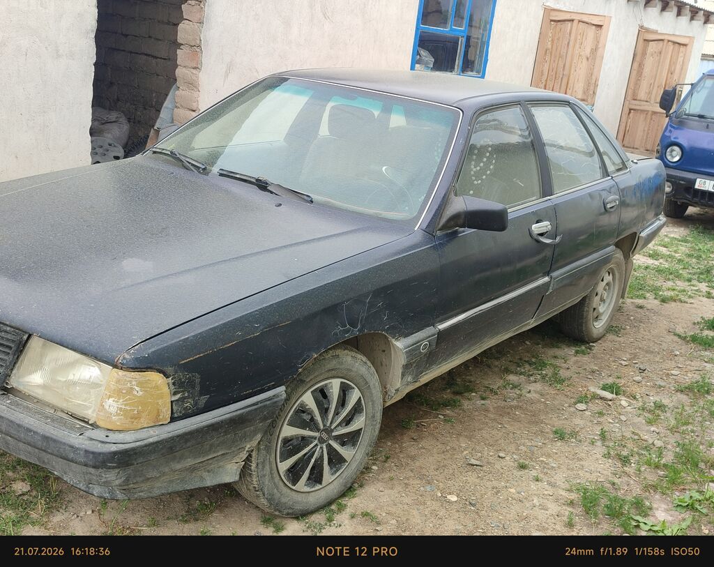 Audi 100: 1986 г., Бензин, Седан: фото 5