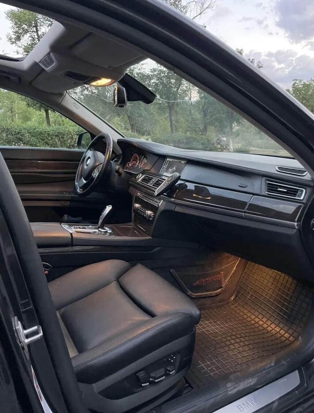 BMW 7 series: 2009 г., 4.4 л, Автомат, Бензин, Седан: фото 7