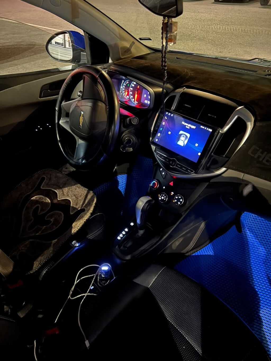 Chevrolet Aveo: 2017 г., 1.4 л, Автомат, Бензин, Седан: фото 4