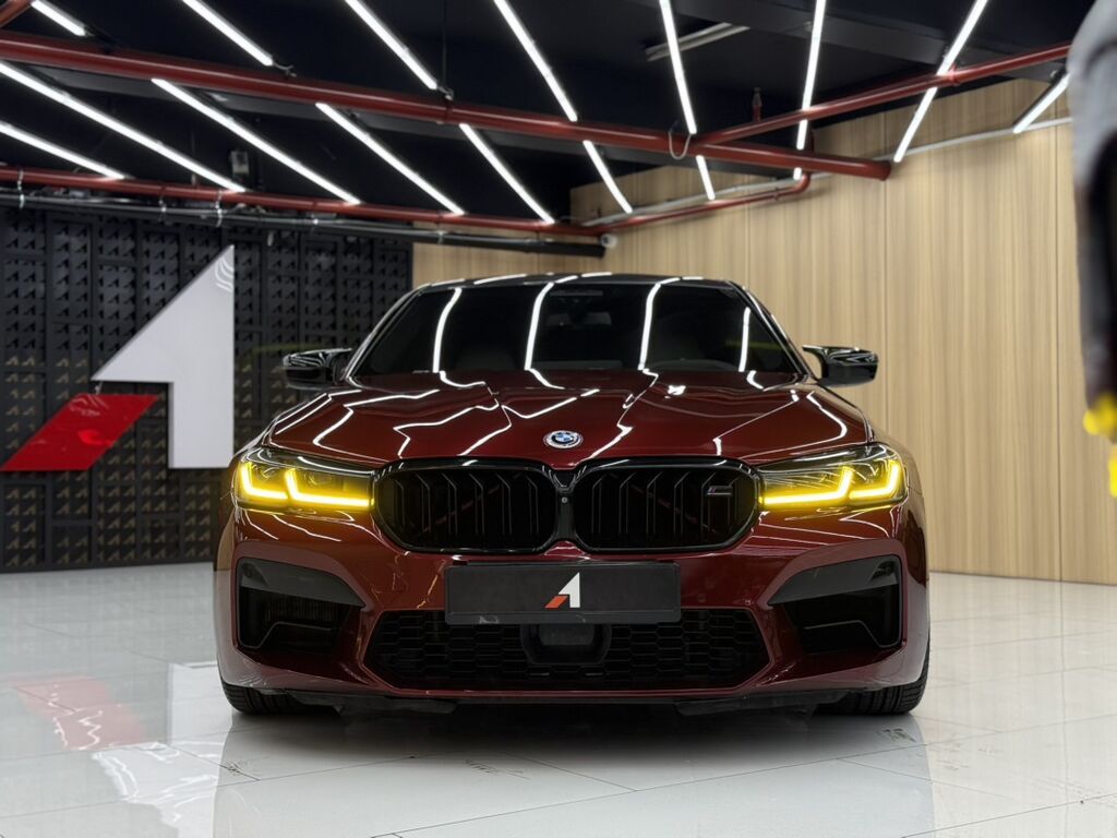 BMW M5: 2021 г., 4.4 л, Робот, Седан: фото 3