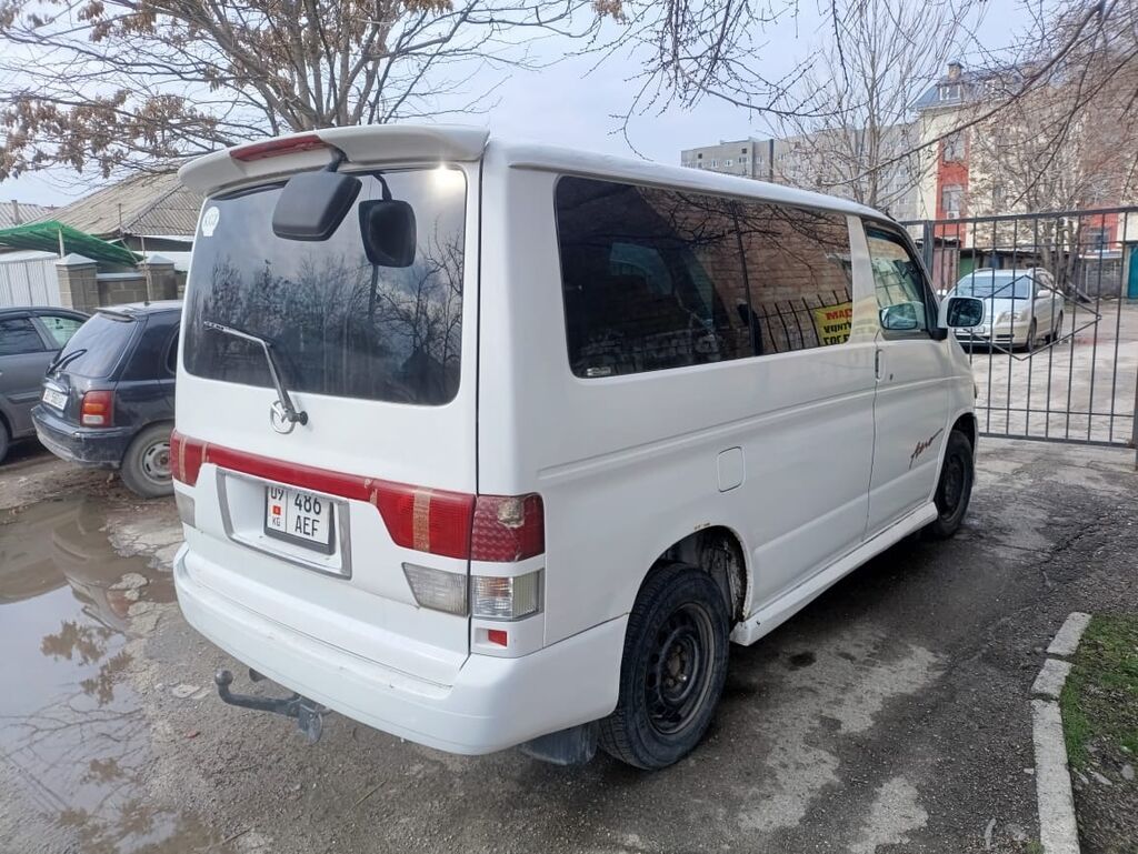 Mazda Bongo Friendee: 2001 г., Автомат, Бензин, Минивэн: фото 1