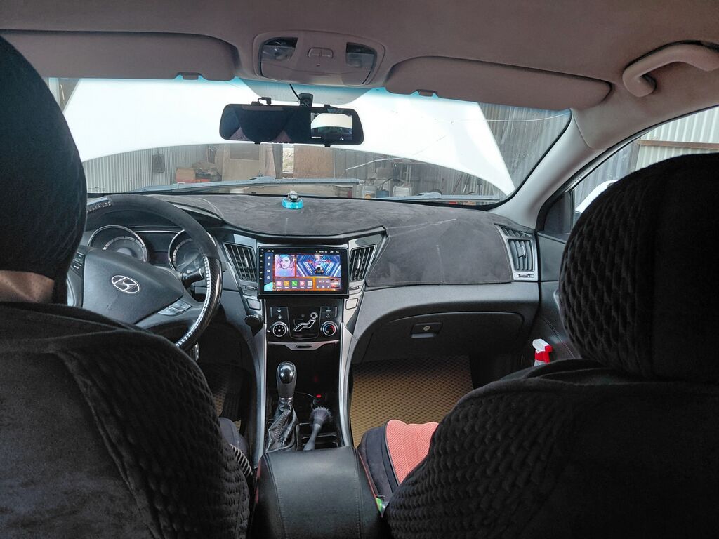 Hyundai Sonata: 2012 г., 0.2 л, Автомат, Газ, Седан: фото 2