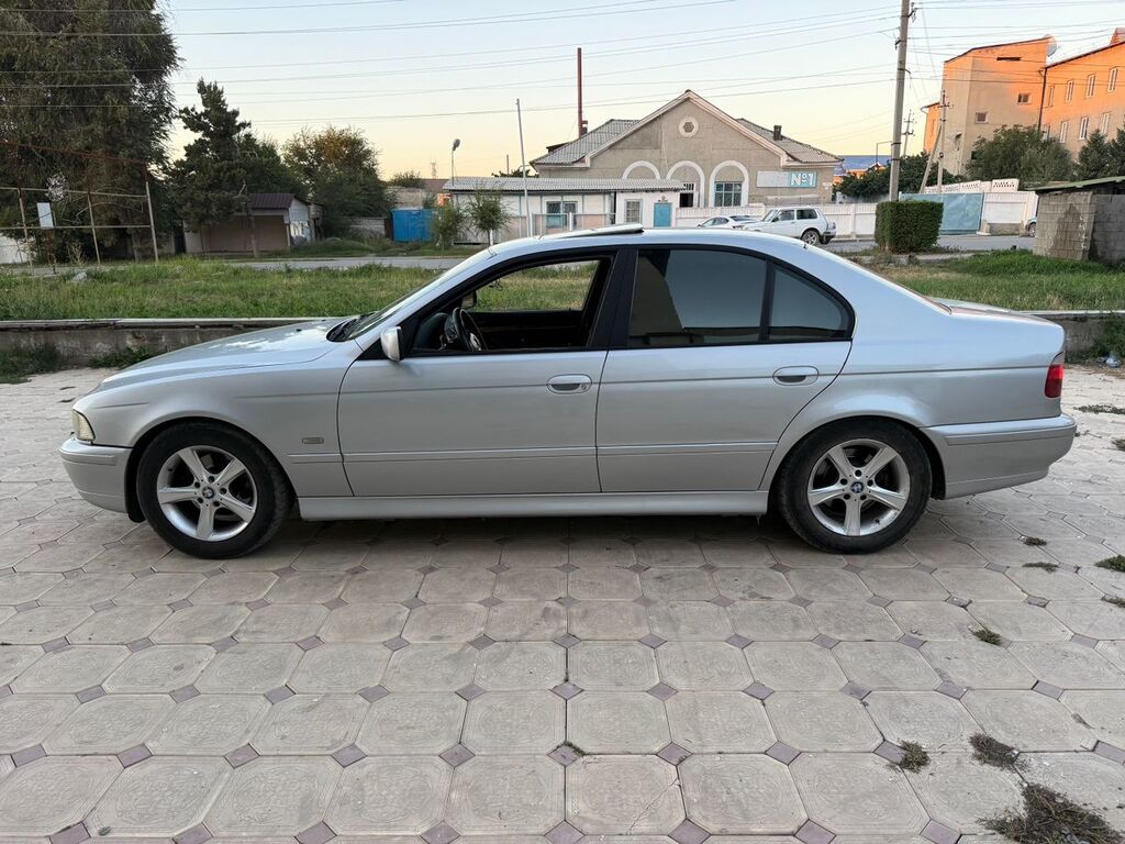 BMW 530: 2000 г., 2.5 л, Автомат, Газ, Седан: фото 8
