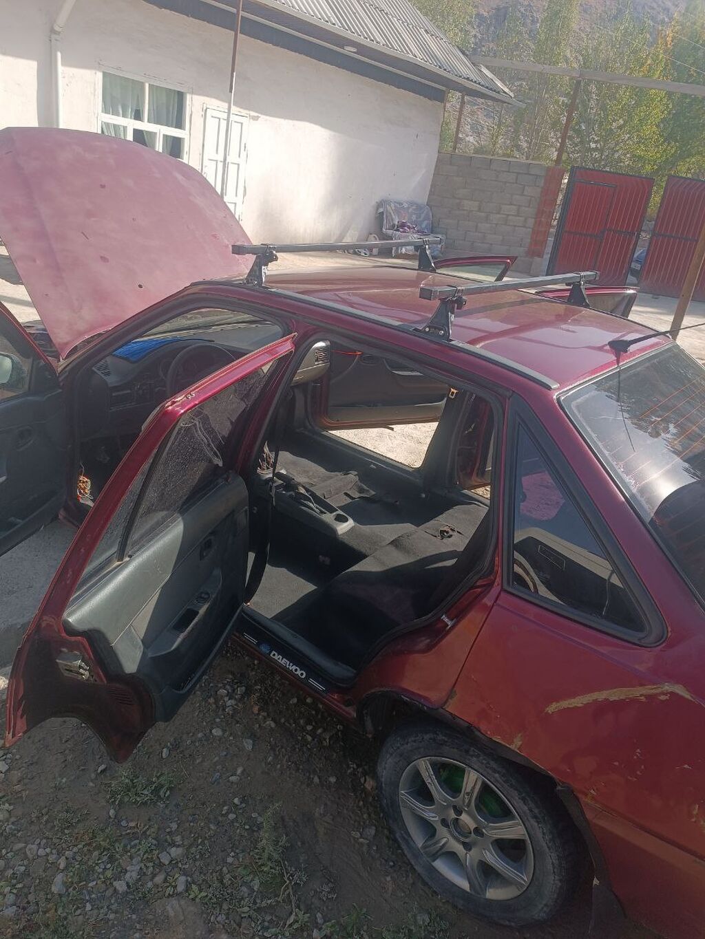 Daewoo Nexia: 2011 г., 1.6 л, Механика, Бензин, Седан: фото 7