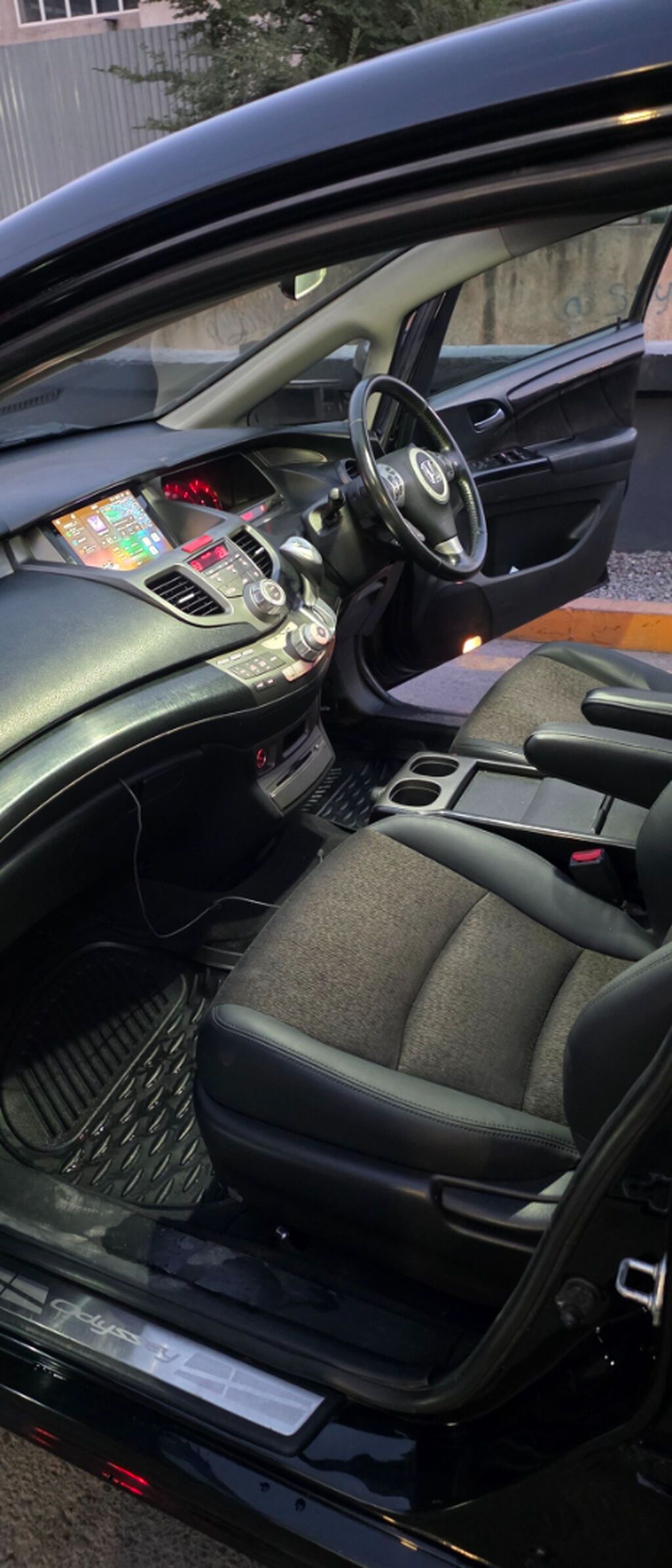 Honda Odyssey: 2004 г., 2.4 л, Автомат, Бензин, Минивэн: фото 7