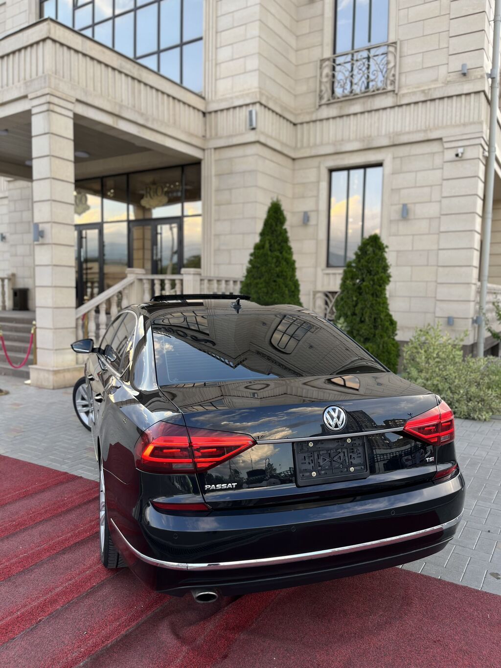 Volkswagen Passat: 2018 г., 2 л, Седан: фото 2