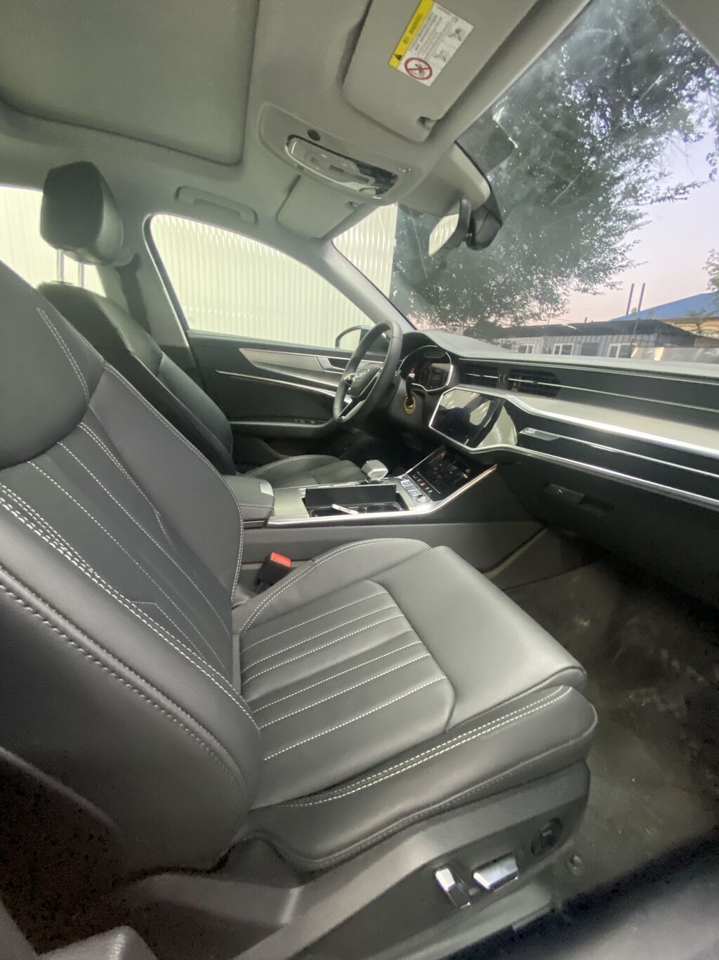 Audi A6: 2023 г., 2 л, Автомат, Бензин, Седан: фото 6