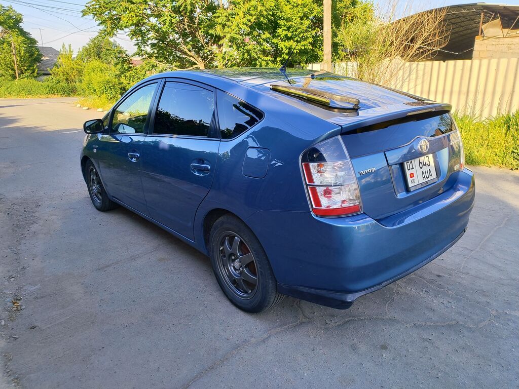 Toyota Prius: 2003 г., 1.5 л, Вариатор, Гибрид, Лифтбек: фото 5
