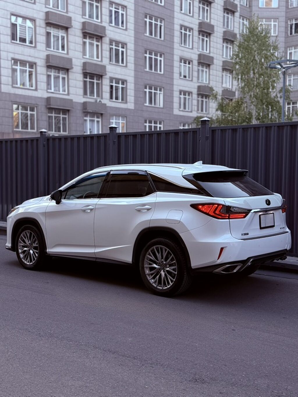 Lexus RX: 2019 г., 3.5 л, Автомат, Бензин, Кроссовер: фото 3
