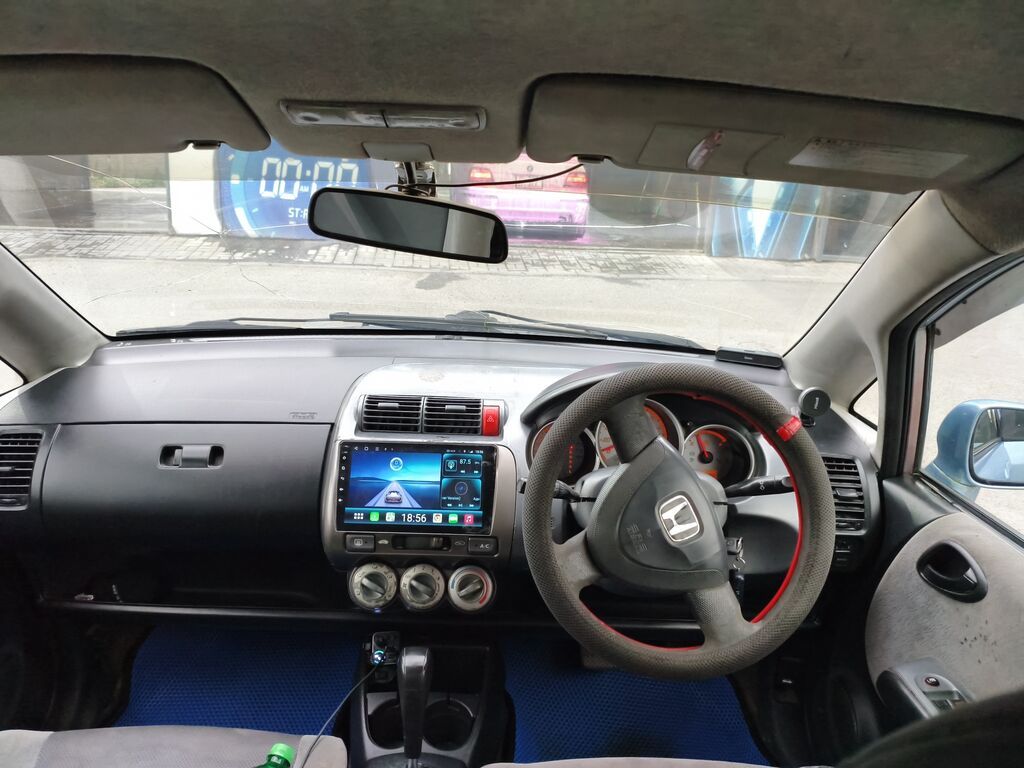 Honda Fit: 2002 г., 1.3 л, Автомат, Бензин, Хэтчбэк — фото 1