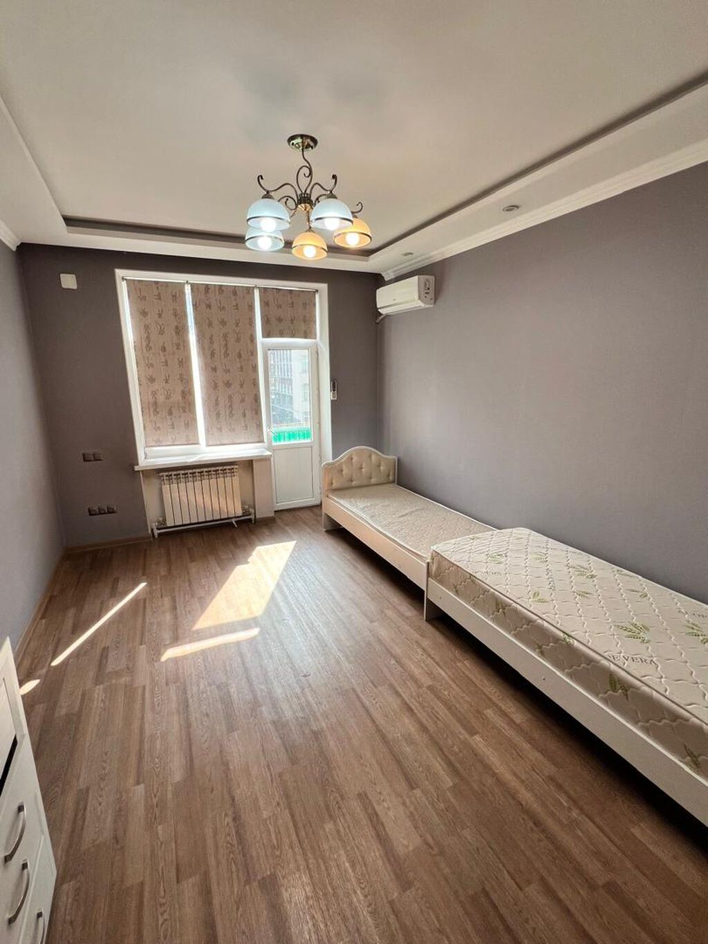 3 комнаты, 70 м², Золотой квадрат Индивидуалка, 5 этаж, Косметический ремонт: фото 4
