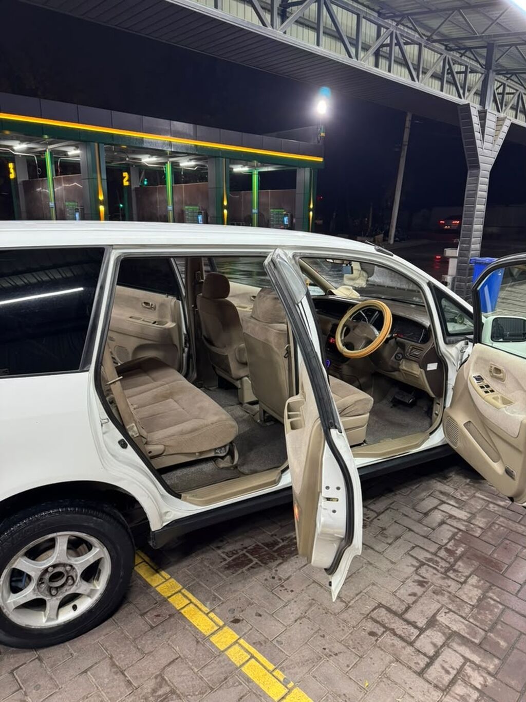Honda Odyssey: 1999 г., 2.3 л, Автомат, Газ, Минивэн: фото 6