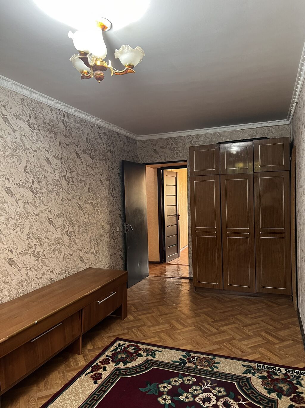 Сдаю 1 комнату с подселением, хороший район. Уютная изолированная: фото 3
