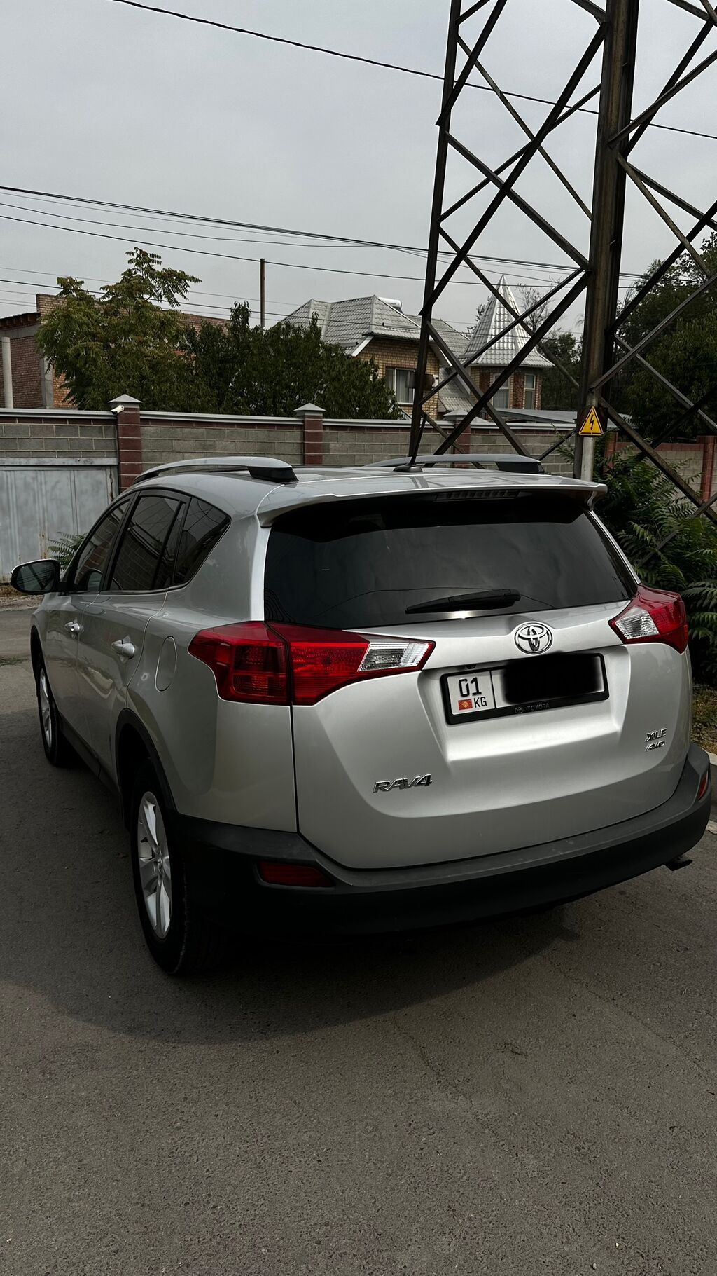 Toyota RAV4: 2014 г., 2.5 л, Бензин: фото 3