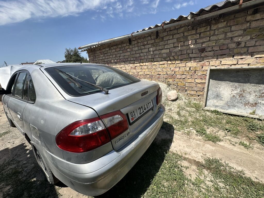 Mazda 626: 2001 г., 2 л, Механика, Бензин, Седан: фото 4