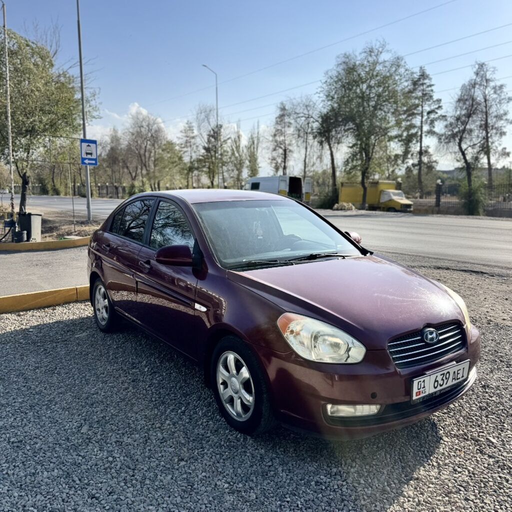 Hyundai Accent: 2007 г., 1.6 л, Автомат, Бензин, Седан: фото 3