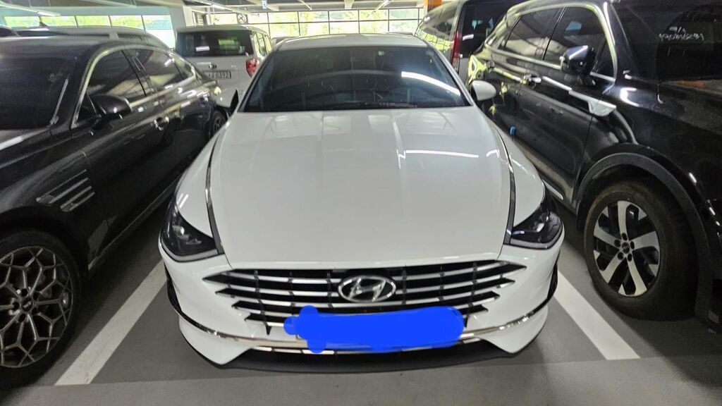 Hyundai Sonata: 2021 г., 2 л, Автомат, Гибрид, Седан: фото 2
