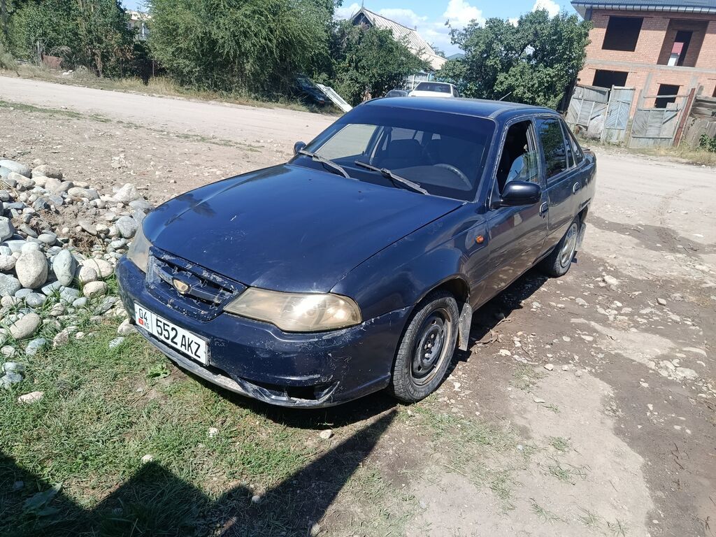Daewoo Nexia: 2008 г., 1.5 л, Механика, Седан: фото 5