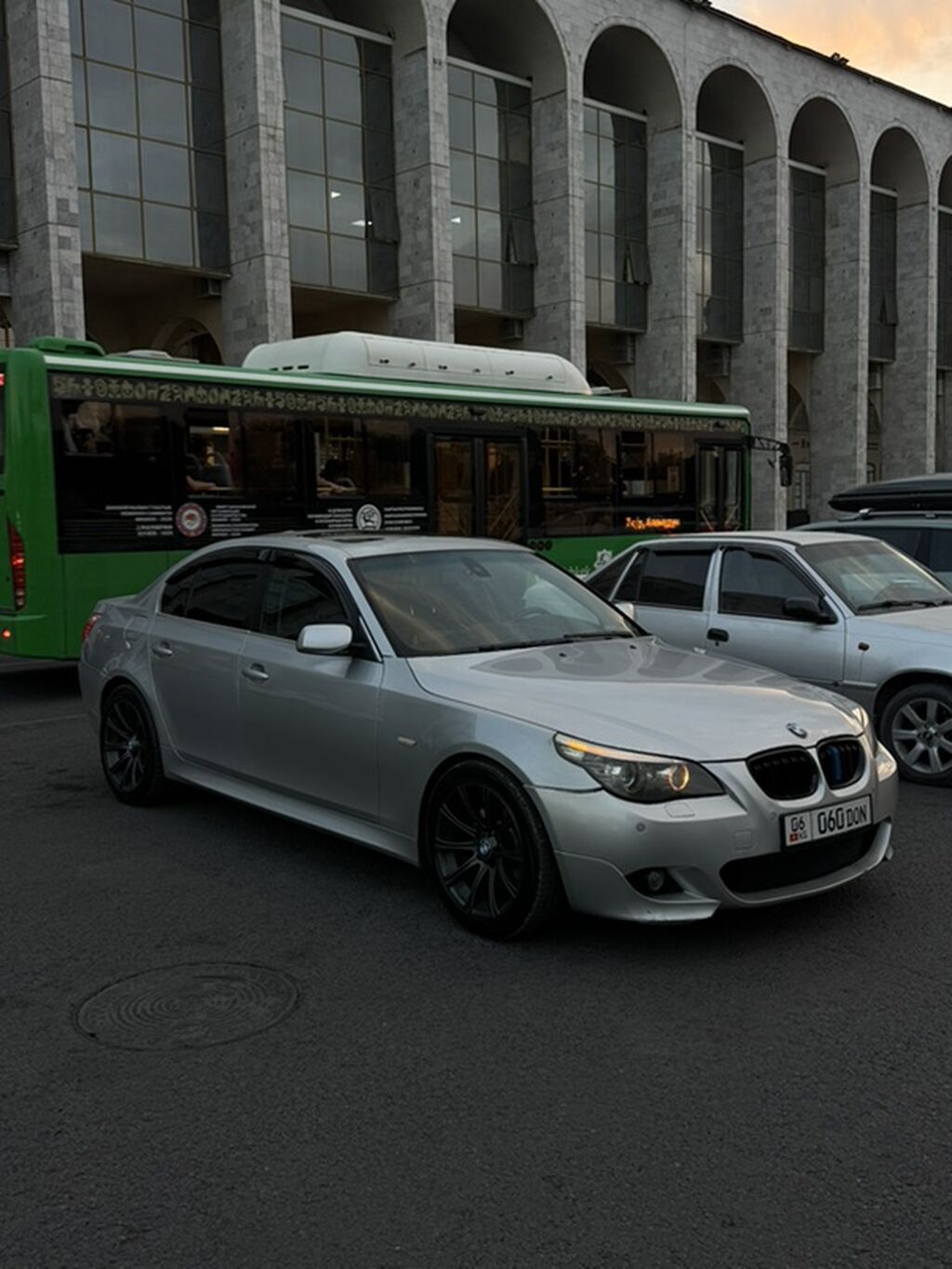 BMW 5 series: 2008 г., 3 л, Робот, Бензин, Седан: фото 3