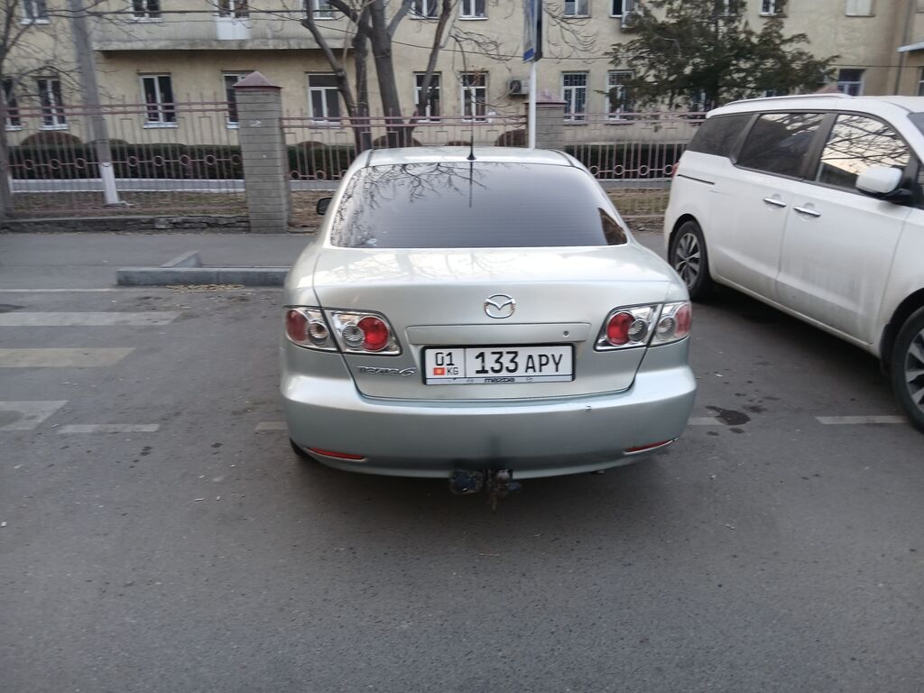 Mazda 6: 2003 г., 1.8 л, Механика, Бензин, Седан: фото 3