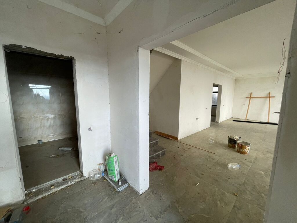 6 otaqlı, 232 kv. m