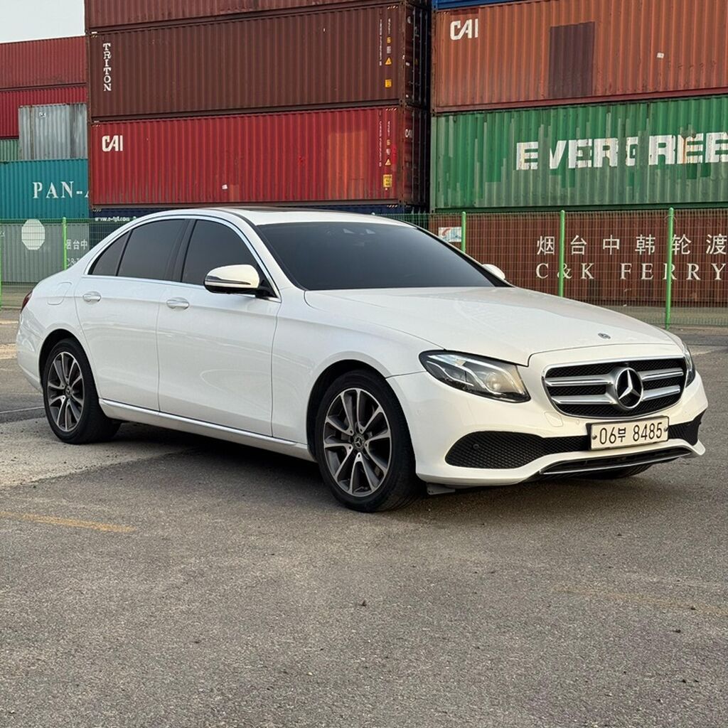 Mercedes-Benz E-Class: 2018 г., Автомат, Бензин, Седан: фото 5