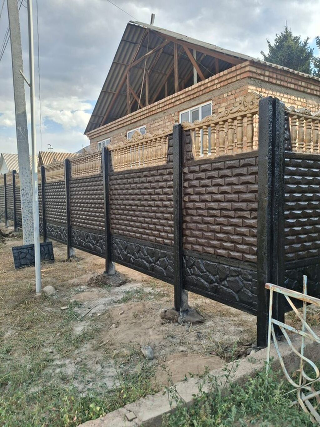 Декоративные бетонные заборы и калитки из еврозабора - Материал — фото 3
