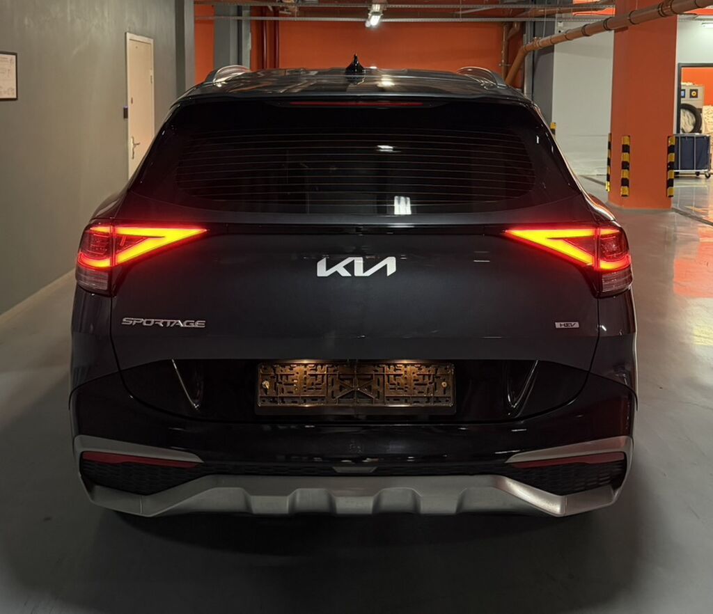 Kia Sportage: 2023 г., 1.6 л, Автомат, Гибрид, Кроссовер: фото 4
