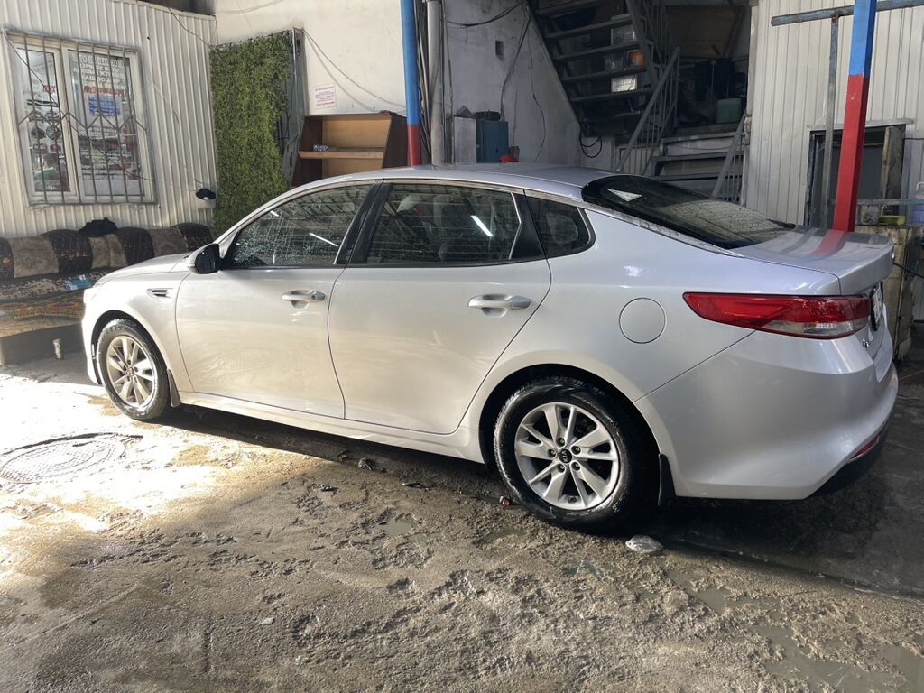 Kia K5: 2015 г., 2 л, Автомат, Газ, Седан: фото 3