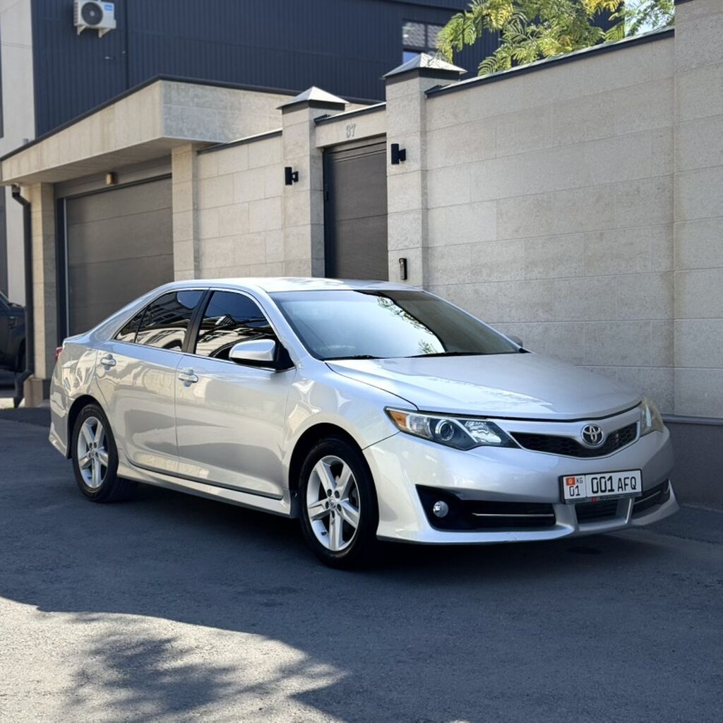 Toyota Camry: 2011 г., 2.5 л, Автомат, Бензин, Седан: фото 4