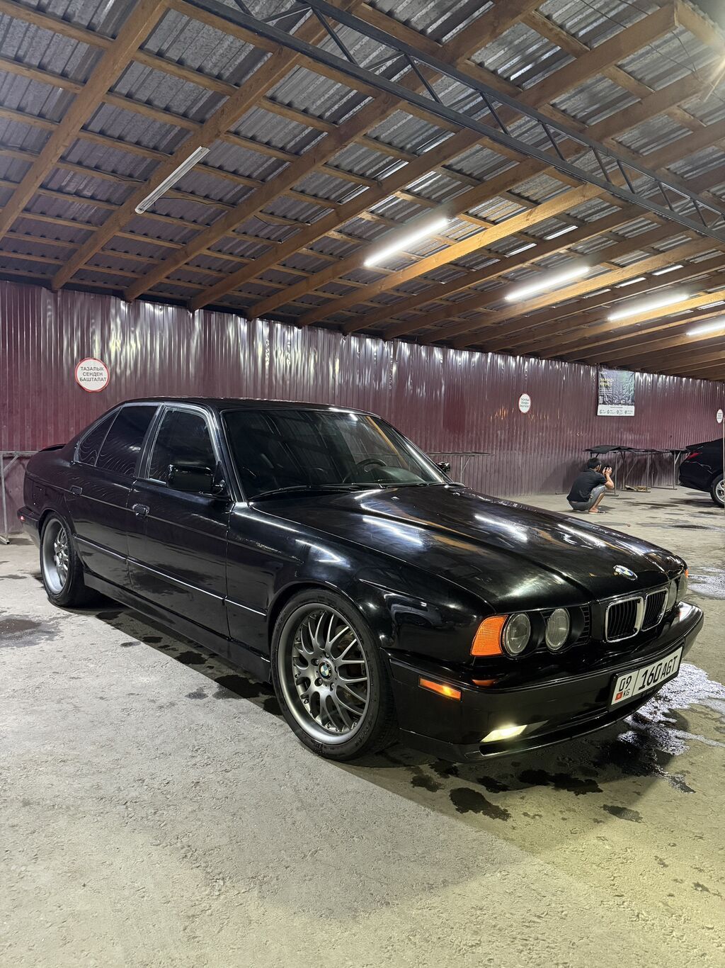 BMW 525: 1992 г., 2.5 л, Механика, Бензин, Седан: фото 2