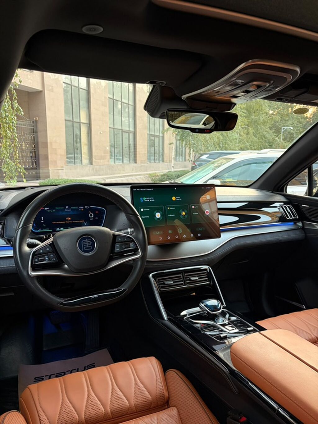 Byd tang 3 ряда сидений Запас хода 650 км Пробег 66 тысяч км: фото 8