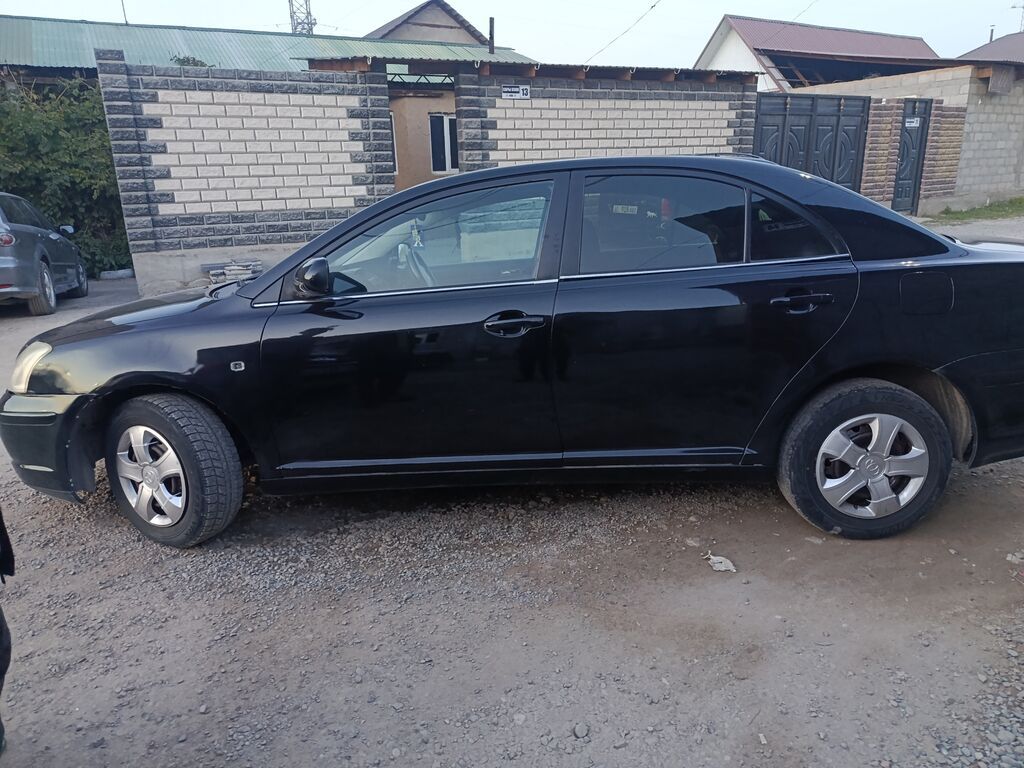 Toyota Avensis: 2003 г., Седан: фото 6