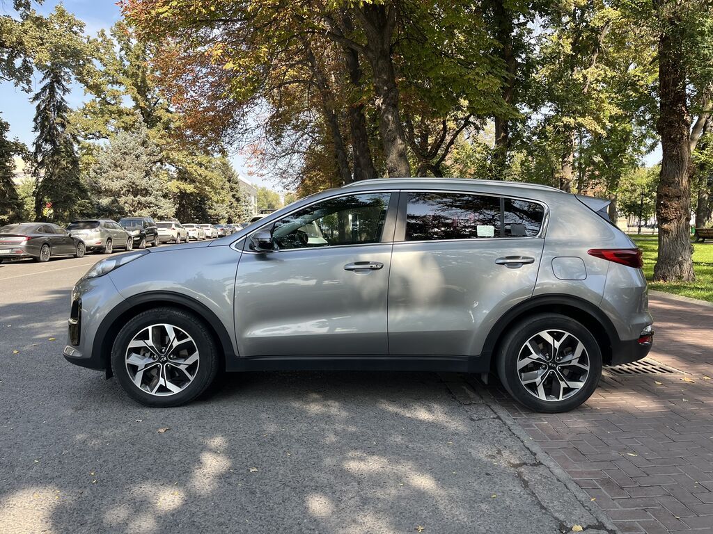Kia Sportage: 2019 г., 2 л, Автомат, Дизель, Кроссовер: фото 3