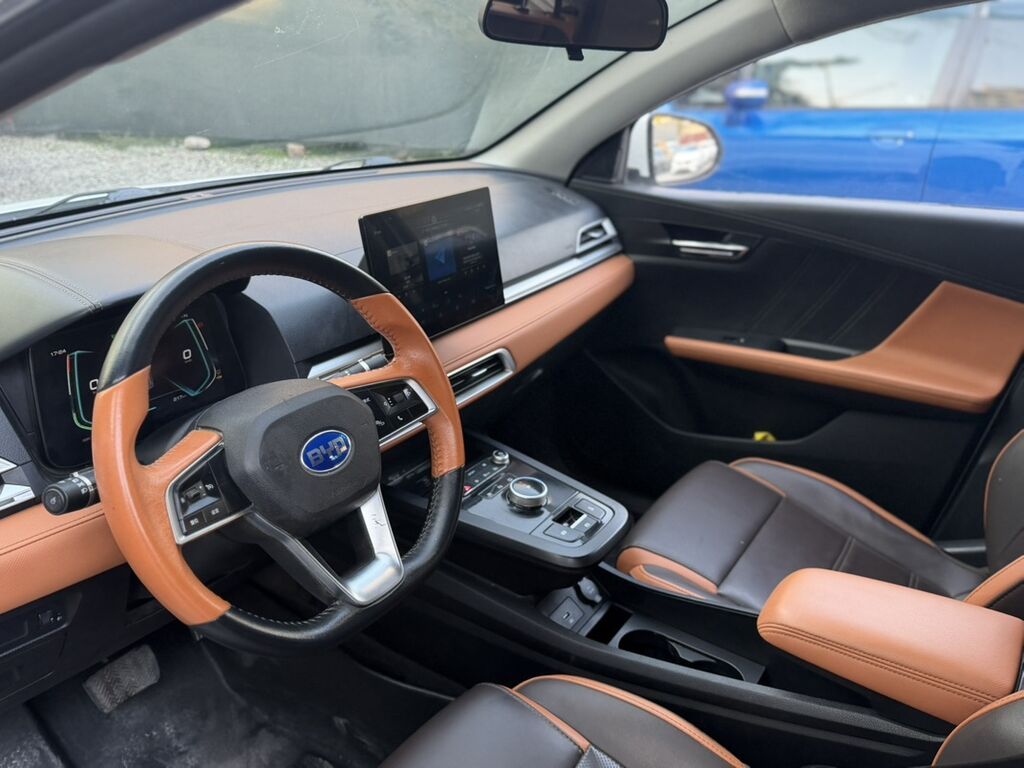 BYD E2: 2022 г., Автомат, Электромобиль, Хэтчбэк: фото 3