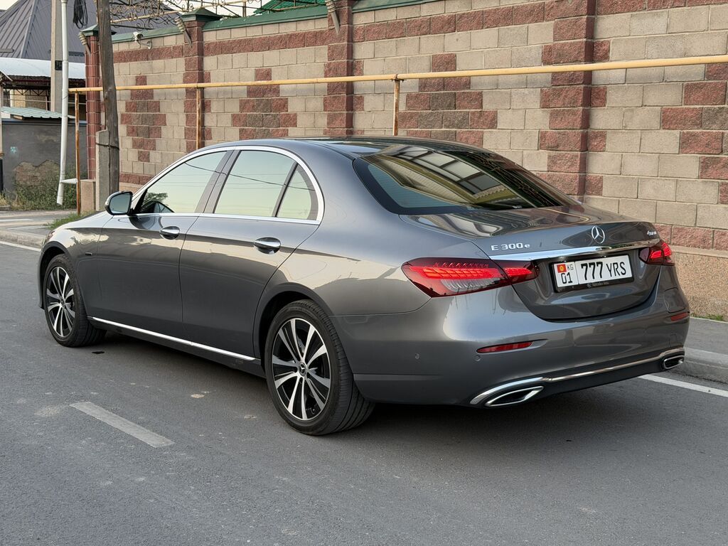Mercedes-Benz E-Class: 2020 г., 2 л, Автомат, Гибрид, Седан: фото 5