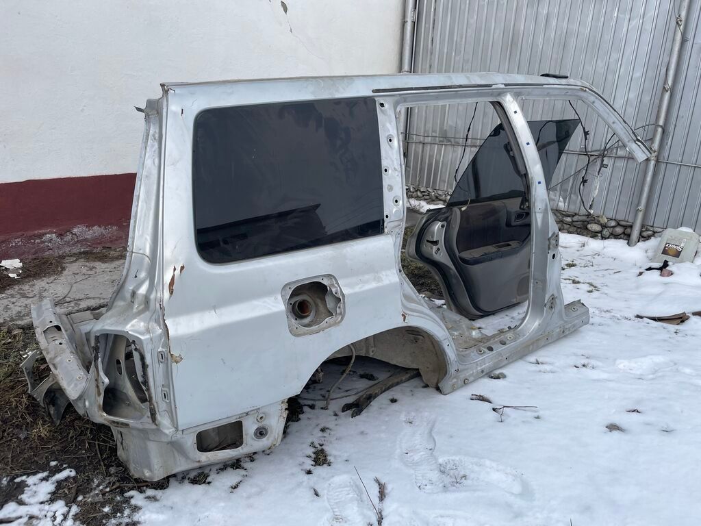 Продаю задний часть от Субару форестер | Договорная | Другие детали ...