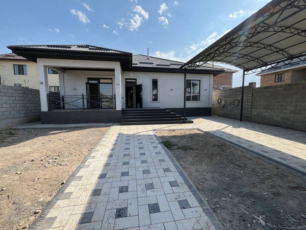 4 комнаты, 124 м², 3 соток, Бишкек, Рухий Мурас ж/м Агентство недвижимости: фото 1