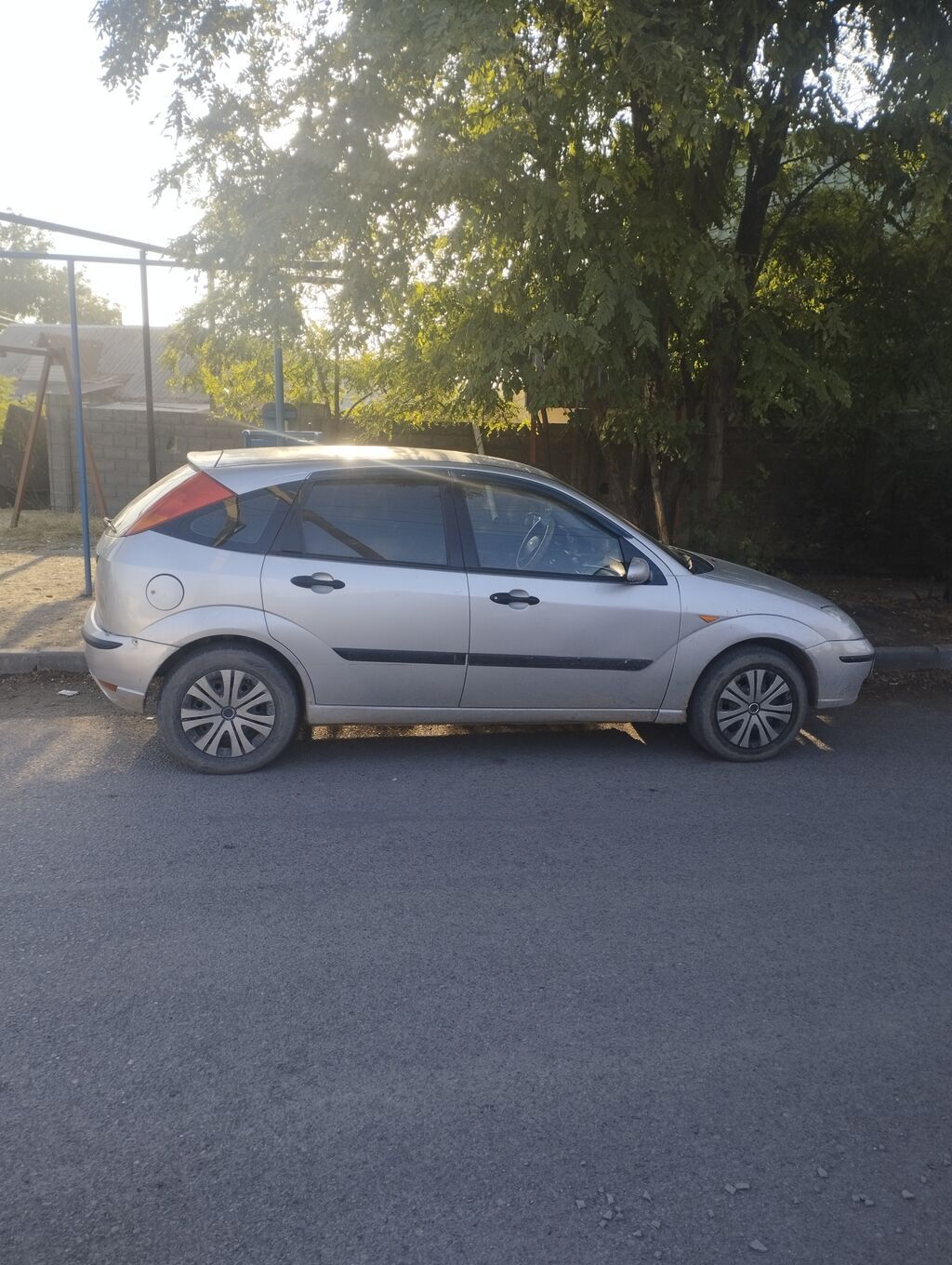 Ford Focus: 2003 г., 1.6 л, Автомат, Бензин, Хэтчбэк: фото 4