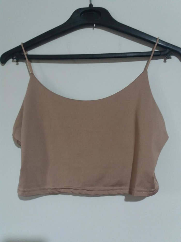 Γυναικεία είδη Υπόδησης: Crop top μπεζ απλο σε lalafo.gr Crop top μπεζ απλο σε Αθήνα