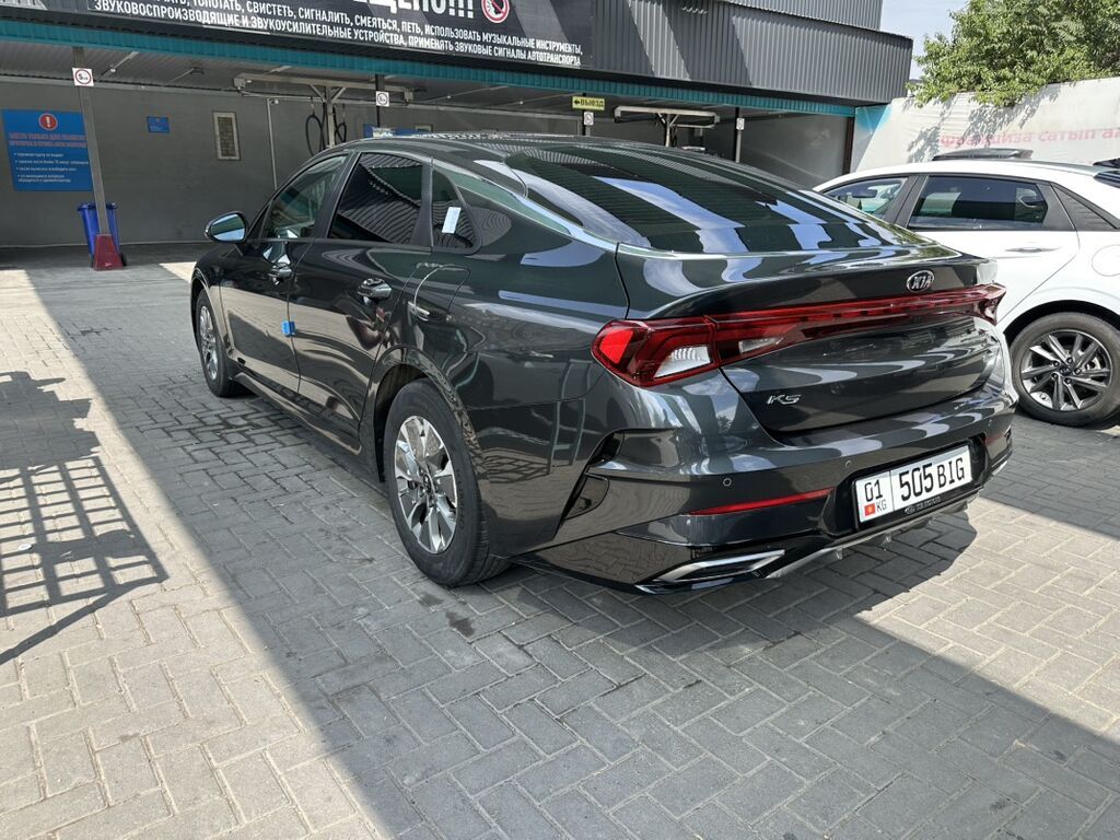 Kia K5: 2021 г., 2 л, Автомат, Гибрид, Седан: фото 3
